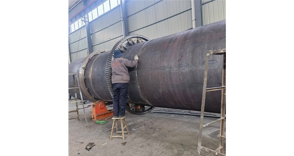轉(zhuǎn)筒烘干機行業(yè)技術(shù)革新與市場拓展齊頭并進